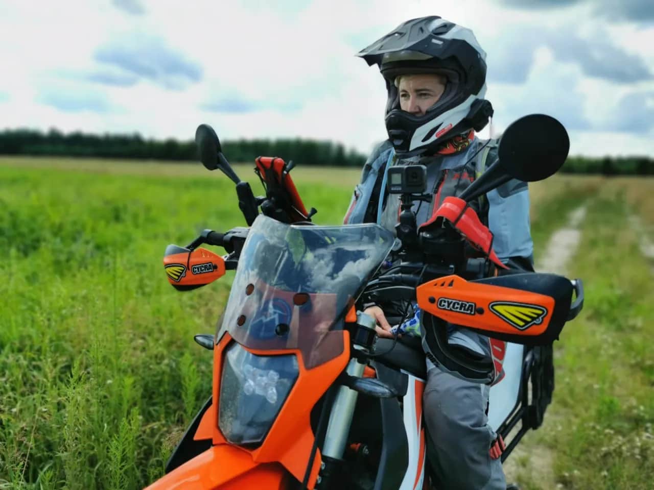 Jak zaplanować trasę motocyklową? Poradnik krok po kroku